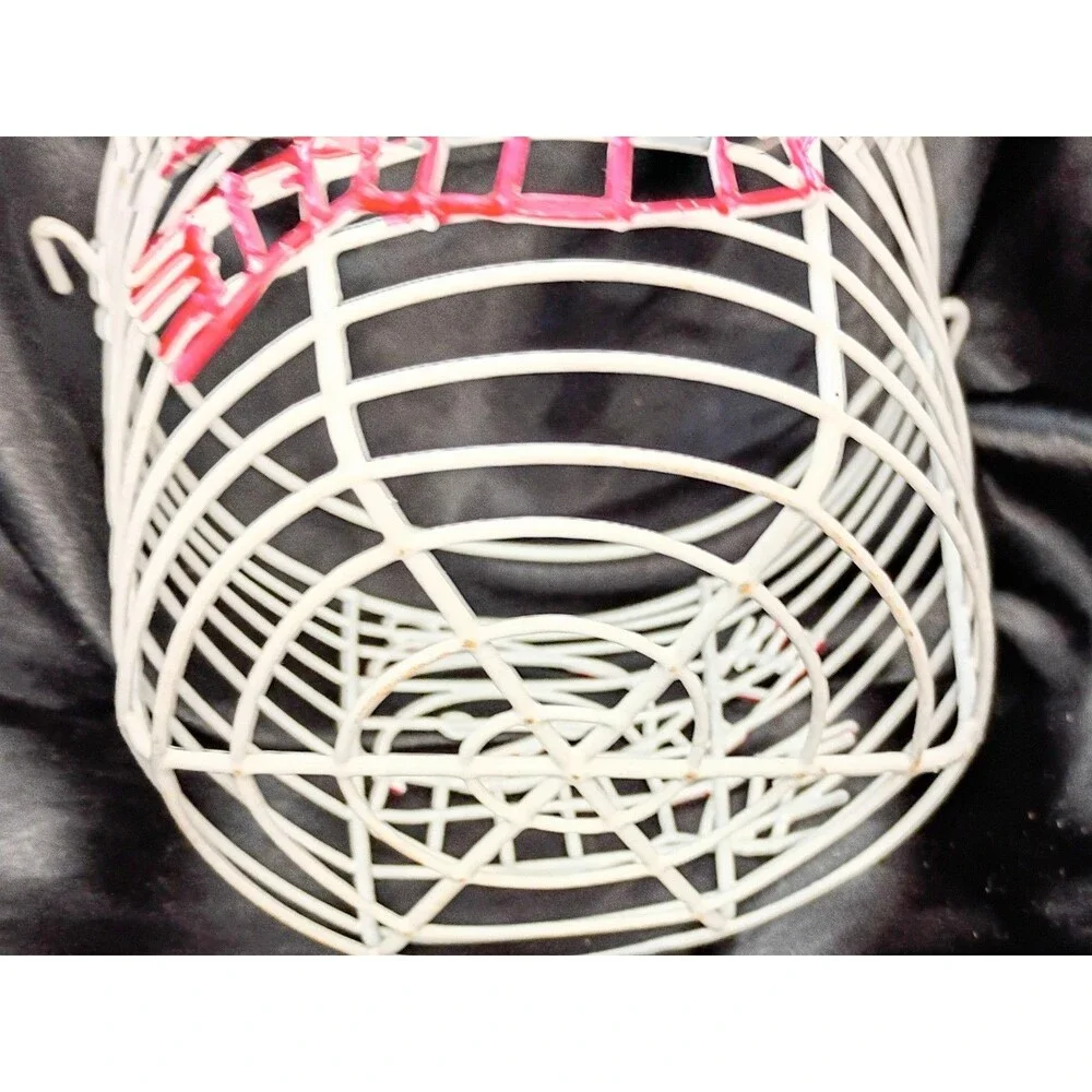 Wire Snowman Basket with Handle